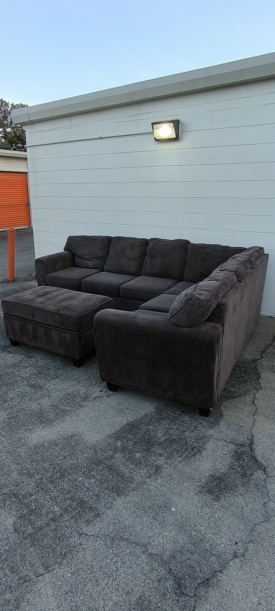 Sectional With ottoman *** Free Delivery 🚚