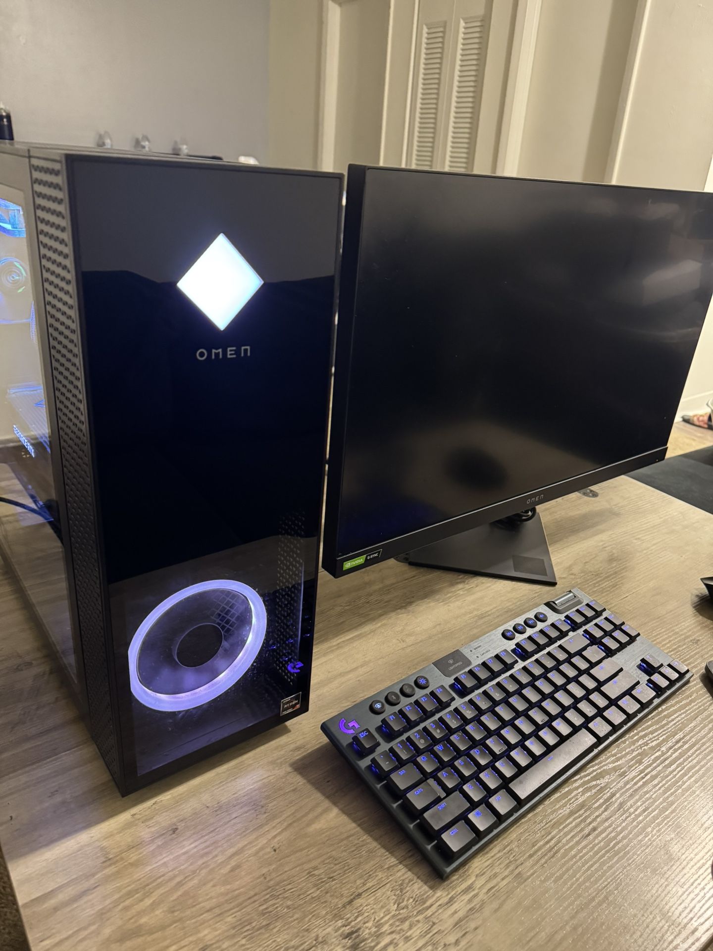 Gaming PC Setup (See description)