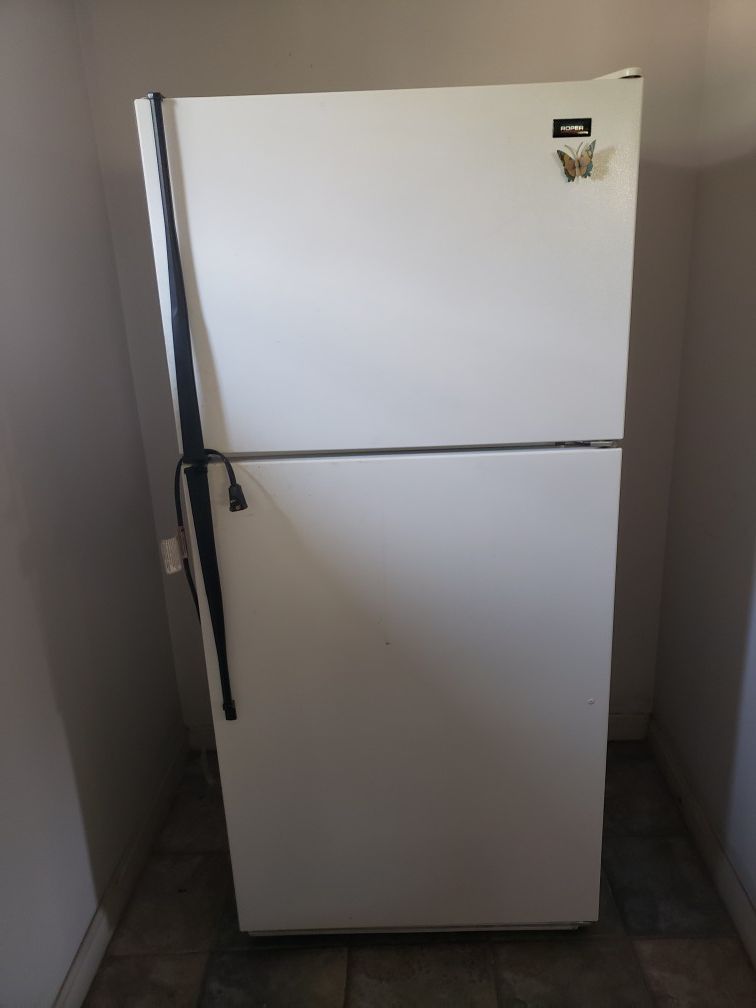 Roper Refrigerator