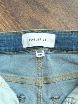Fabletics Straight-Leg Jeans Women’s Size 28 – Brand