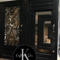 Iron Door, Puertas De Metal