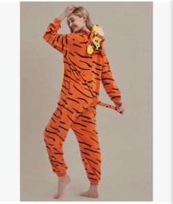 Tiger onesie costume adult size M Winnie the Pooh