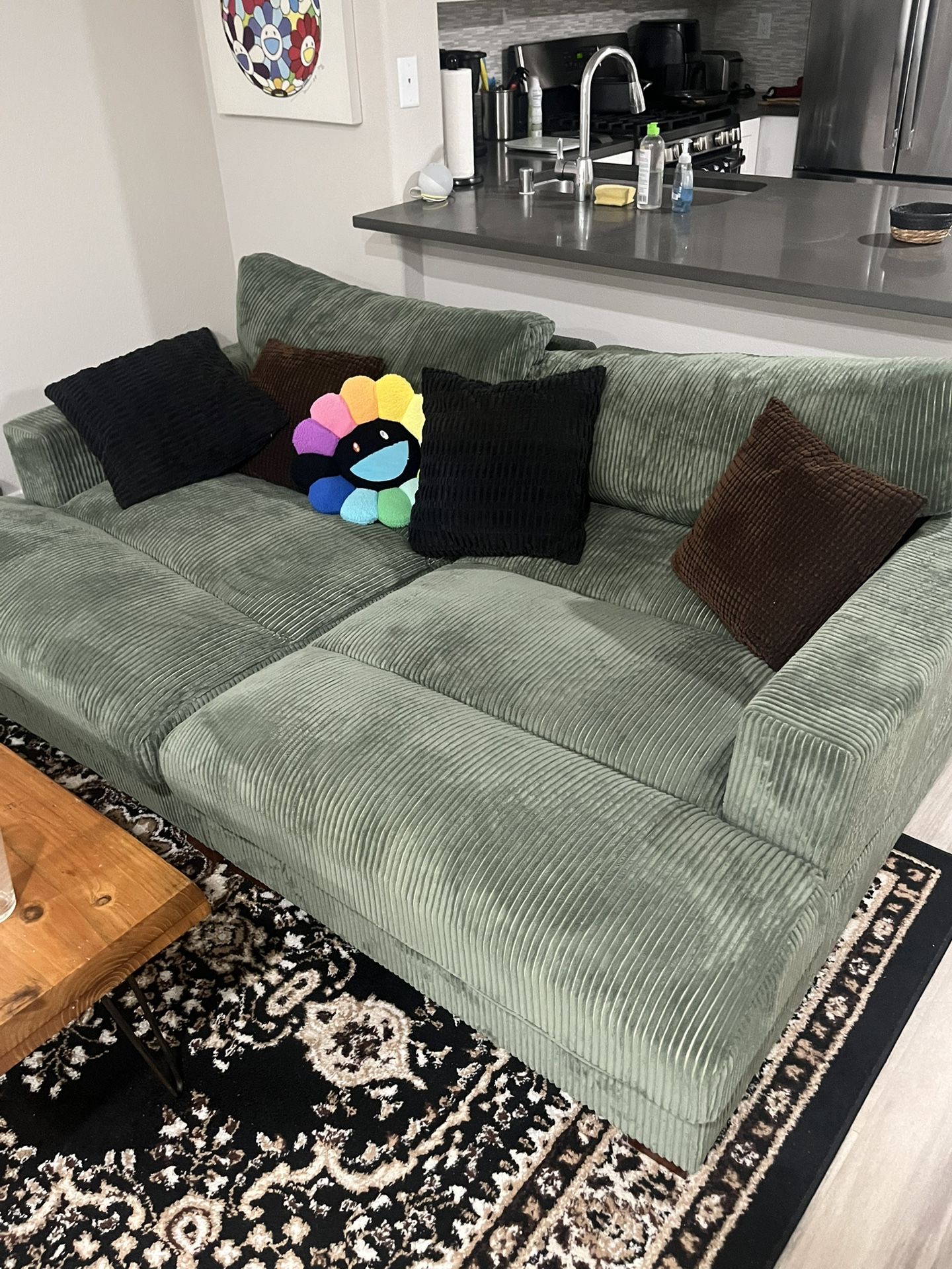 Lounge Couch (Like New!)