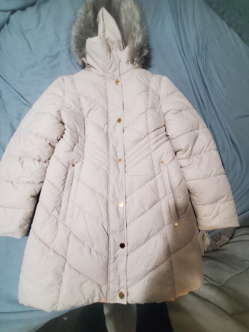 Brand New W Tags Anne Klein Winter Coat ,Macy's Retails For $200.  Sz M