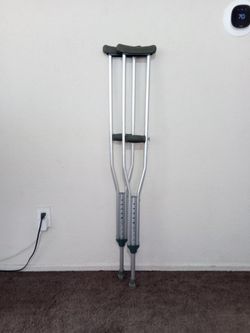 Adjustable Aluminum Underarm Crutches Pair