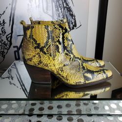 Sam edelman boots size 8