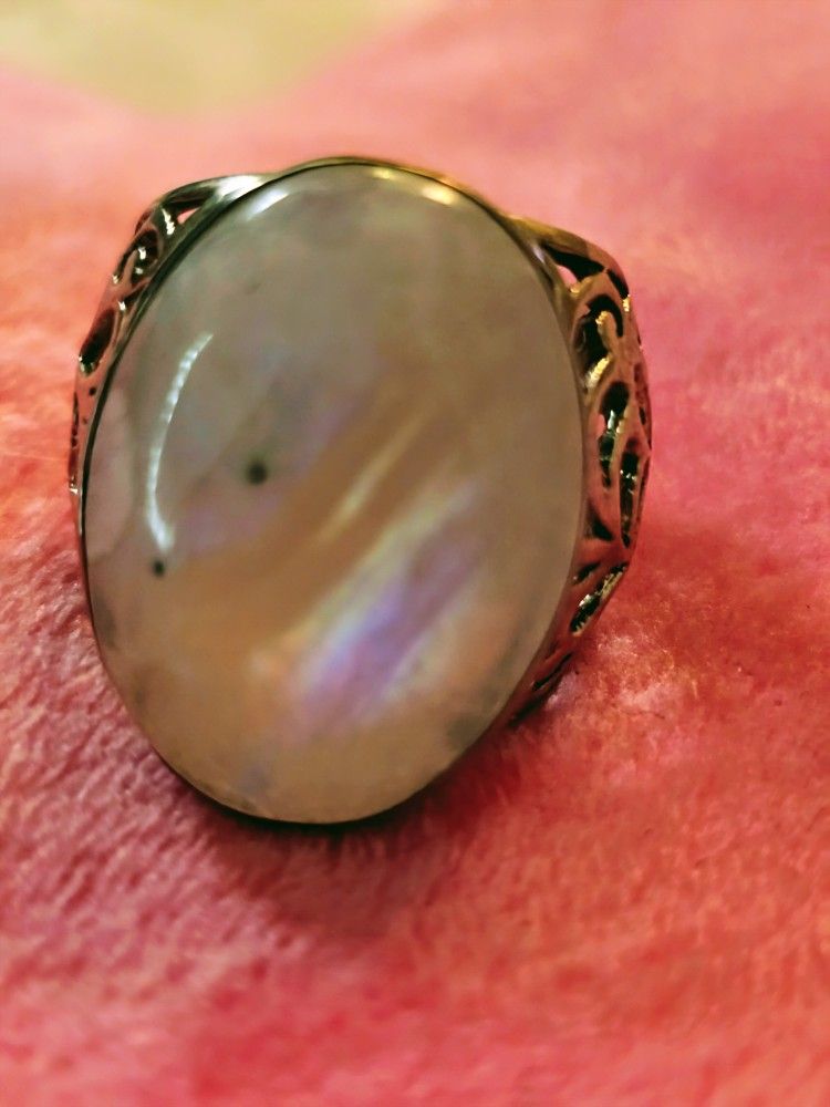 Moonstone / Silver Ring 💍🩵🤍