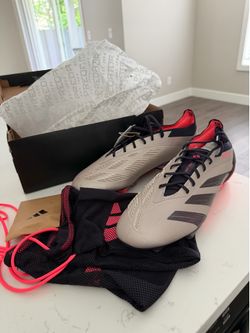 Adidas Predator elite SG cleats size 10 NWT light grey soccer cleats