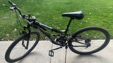 Mongoose 24 inch duel suspension Bike