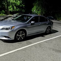 Subaru legacy Limited 2.5 Prev