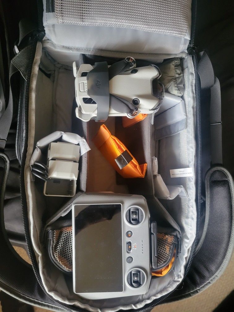 DJI mini 4 pro fly more combo plus