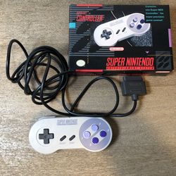 Original Nintendo Super NES Controller w/ Box