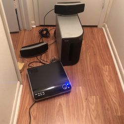 2007 Philips Home Theather 300watts / Only Radio And Aux Work