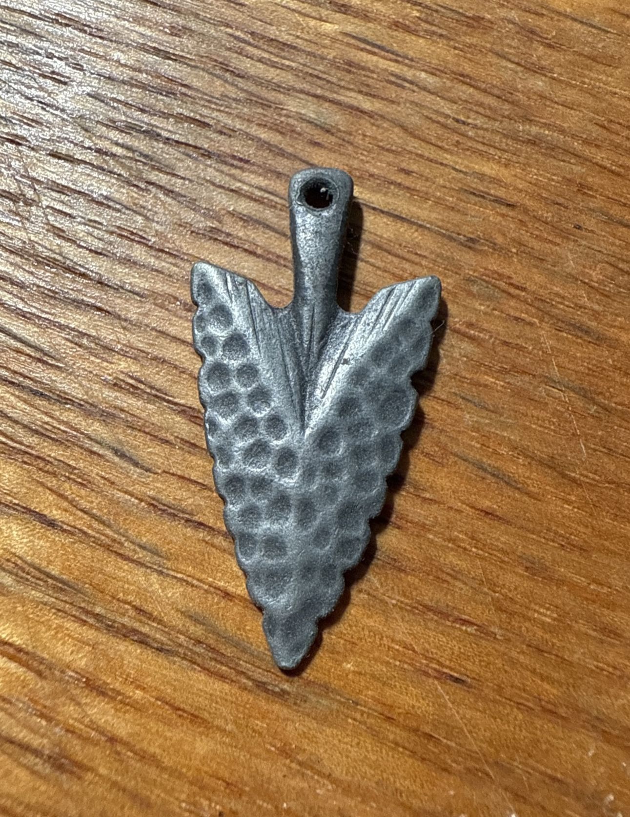 Silver Tone Arrow Head - New - Pendant Hang Tag Charm