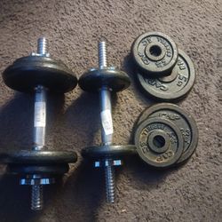 Vendo Estas Pesas Una Es De Dos Y Media Y La Otra De 5