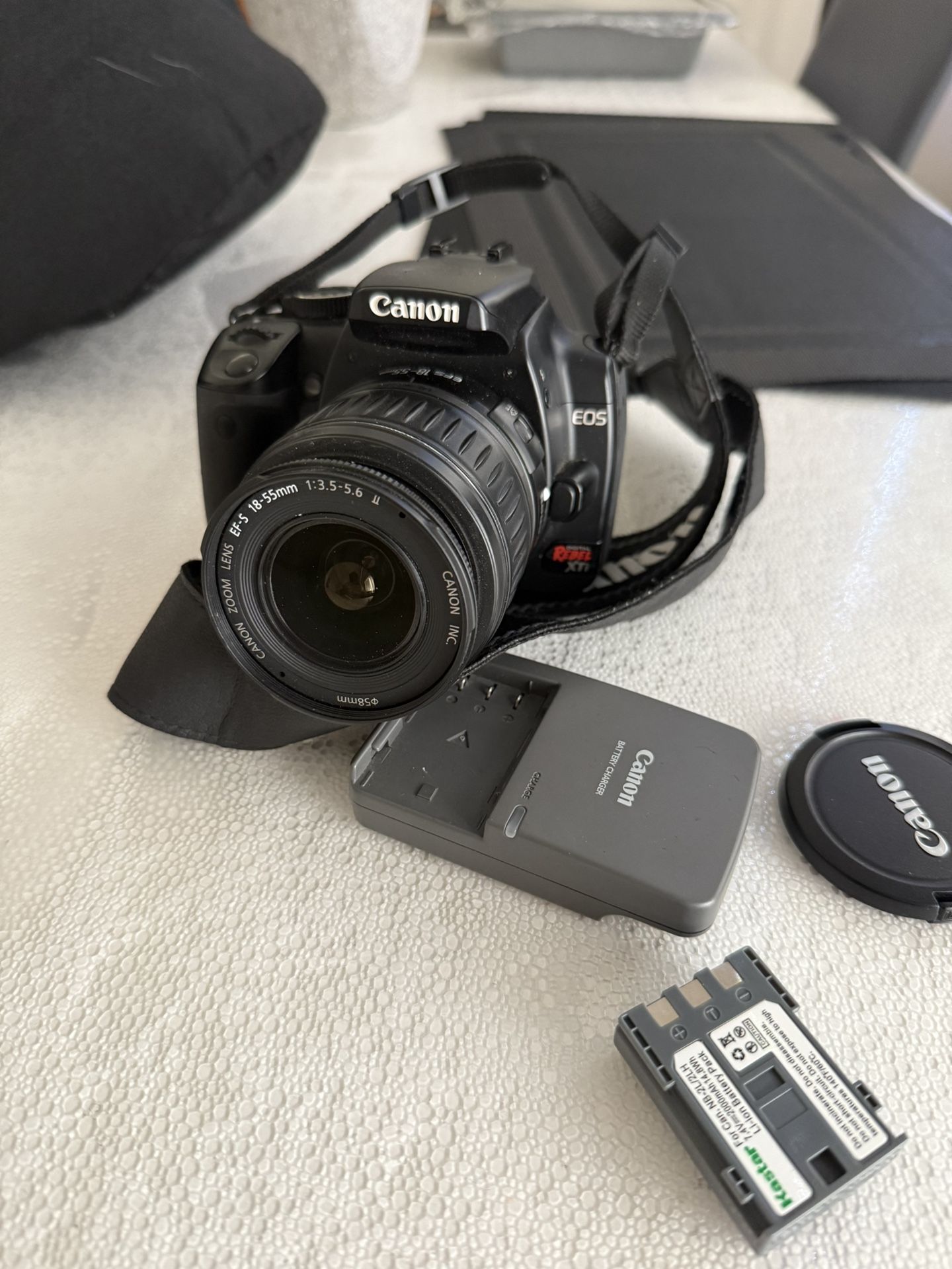 Canon EOS Rebel XTi DSLR 10.1MP w/ 18-55mm Lens,