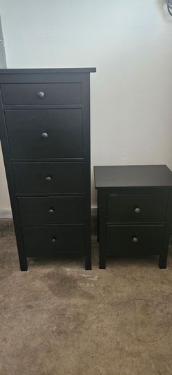 Wood  Dresser and Nightstand Set