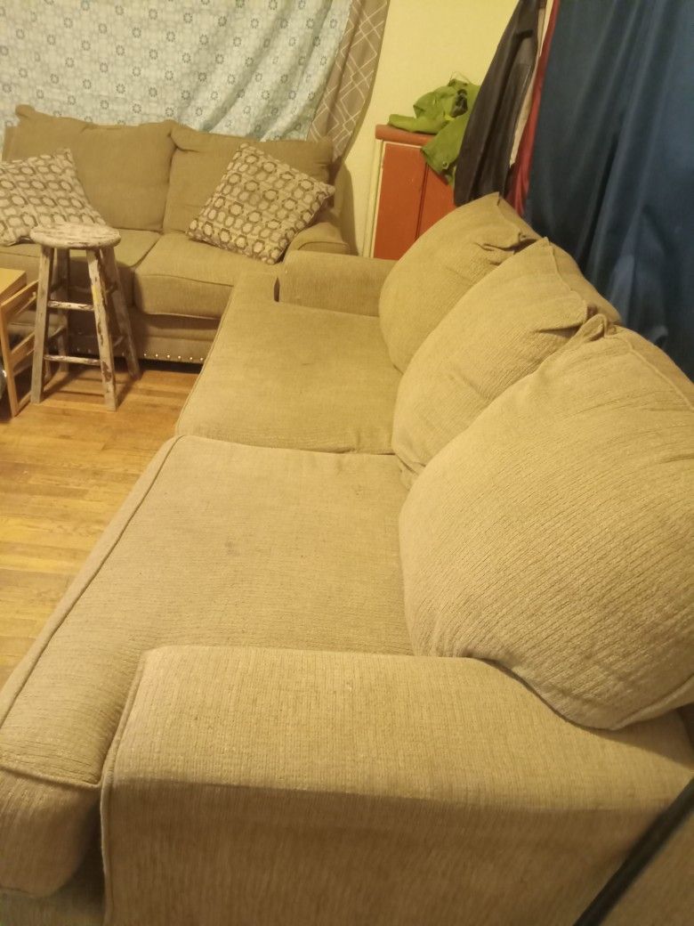 Couches, Tvs, Coffee Table,dresser,heater,&more
