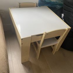 Small Table With 2 Chairs 