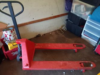 Pallet jack