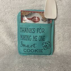 Cookie Oven Pot Holder And Mix Set