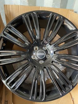 Range Rover  22 inch NEW wheels gloss black  22x9.5 +45 , 1095$ for 4 NEW rims plus tax.  New and used tires options available but not included. Mount