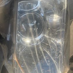 Toyota Tundra, Headlamps