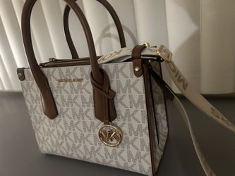 Micheal Kors Bag