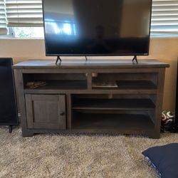 TV Stand / Entertainment Center