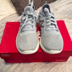 New Women’s New Balance Running Shoes Size 9.5