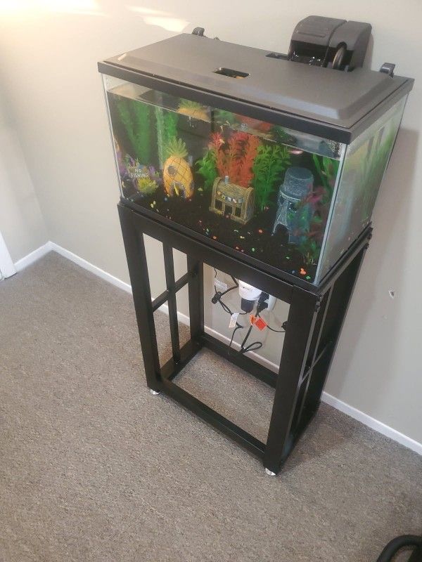 10 Gallon Glo Fish Tank With Stand