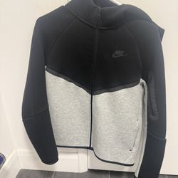 Boys Nike Tech Fleece