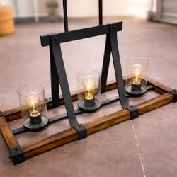 Kitchler Farmhouse Light