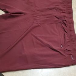 5 XL Bargandy Short 