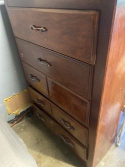 Dresser
