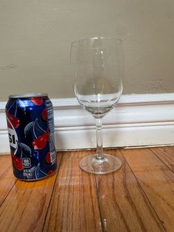 X12 Clear Wine Glasses 🍷 Washed & No Chips 🍷