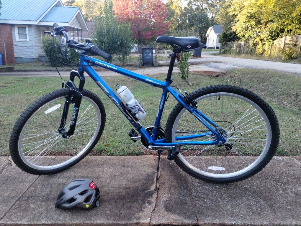 Like New, Men's Fragment Ozone 500 mountain bike, 29" wheels, 21 speeds, fully equippef