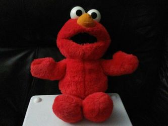 Tickle Me Elmo. 1995