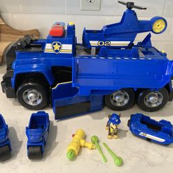 Paw Patrol Chase Ultimate Vehicle 