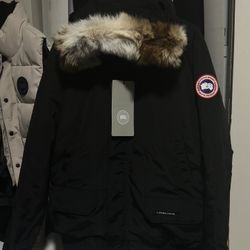 Canada Goose CHILLIWACK Jacket *SIZE  LARGE  and XL available *
