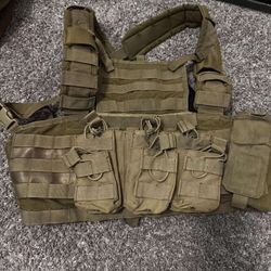 Combat Vest 10x12