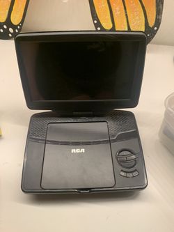 Portable DVD player 