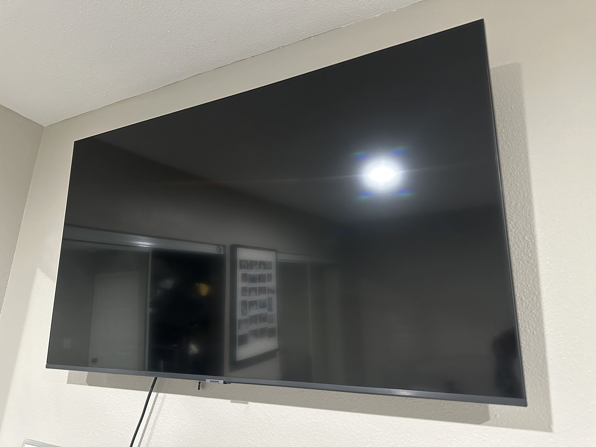 SAMSUNG 50" TU690T Crystal UHD 4K HDR Tizen Smart TV