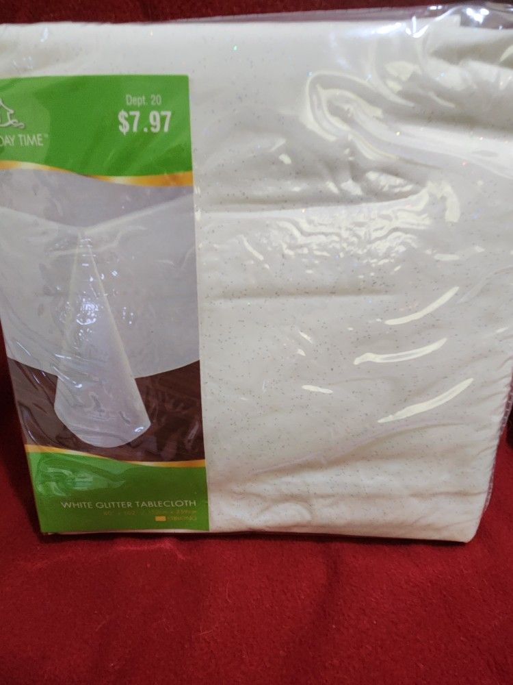 New White Glitter Tablecloth Oblong 60x102
