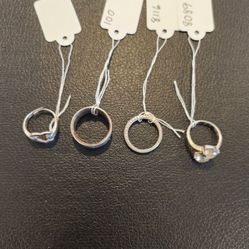 4 Sterling Silver Rings, .925 Silver, 17.8 g