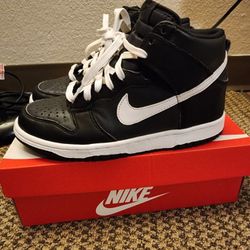 Nike Dunk High, Nike Dunks, Nikes, Nike, Nike Youth Shoes, 6y Nikes, Kids Shoes