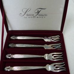 Beautiful  Fork Set