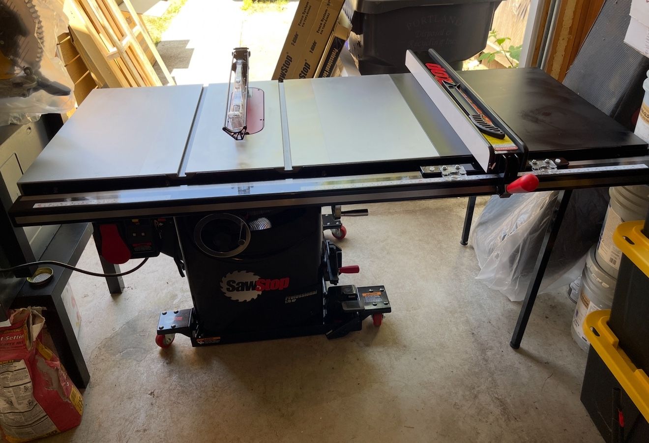 SawStop PCS with ICS mobile base