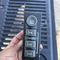 Chevy 4x4 Button