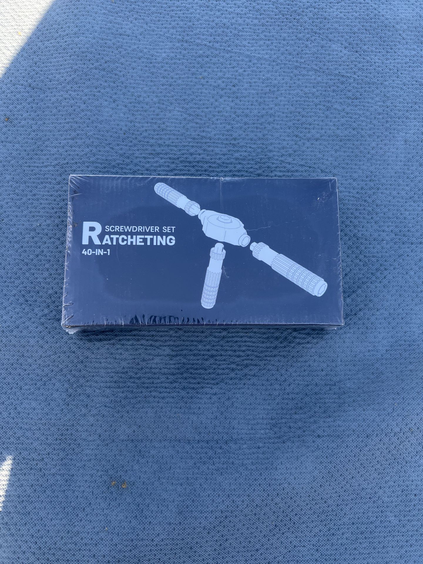 Screwdriver ratcheting set